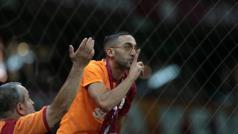 Hakim Ziyech resmen Galatasarayda Maç sonu unutulmaz tanıtım...