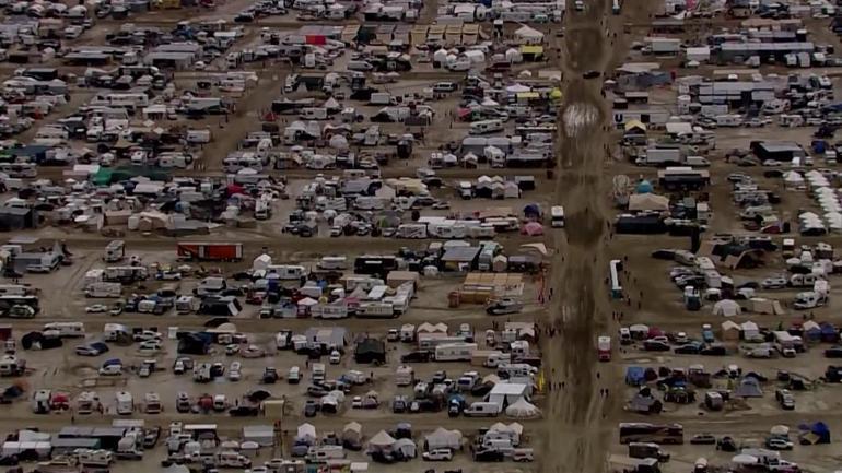 Burning Man Festivali eziyete dönüştü