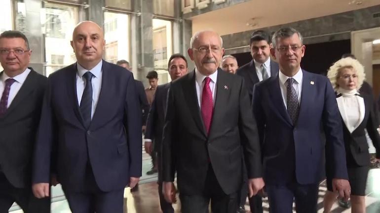 CHP’li Özgür Özel adaylığını açıklayacak