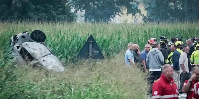 İtalya ordusuna ait gösteri uçağı düştü: 5 yaşındaki çocuk öldü