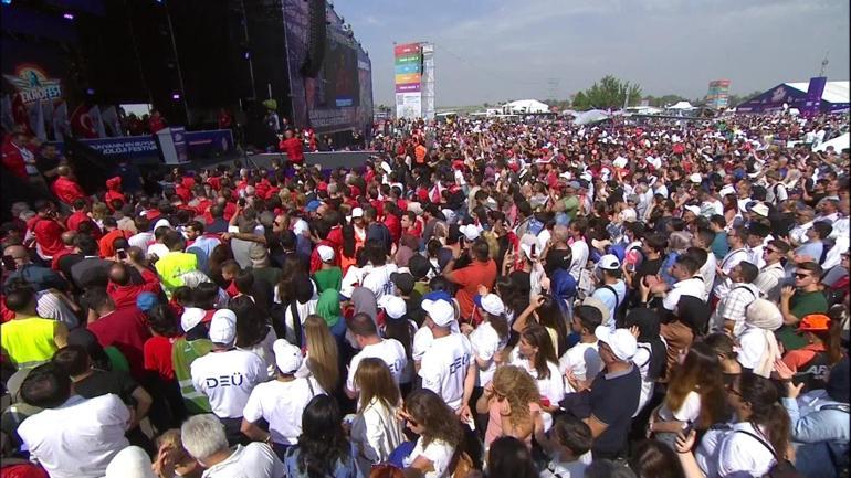 Selçuk Bayraktar İzmirde konuştu: TEKNOFEST kuşağı zihinsel bir devrime imza atıyor