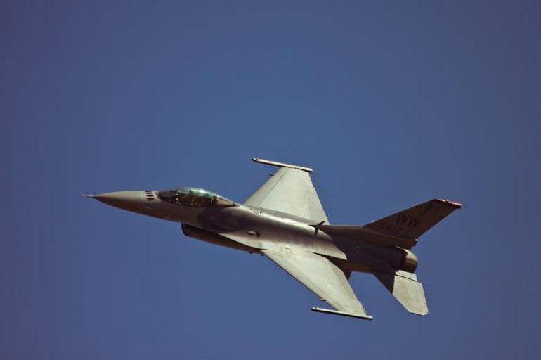 Menendezin yerine gelen Cardinden Türkiyeye F-16 satışına ilişkin ilk açıklama