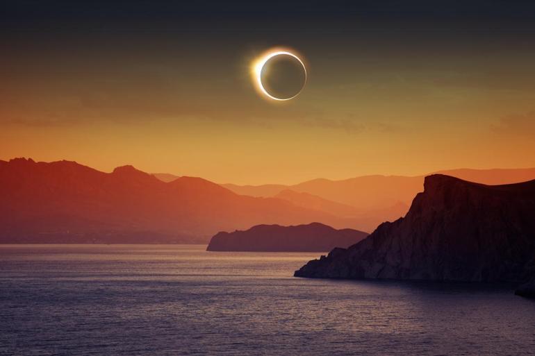 Güneş tutulması saati... Ekim ayı Güneş tutulması 2023 ne zaman, Türkiyeden görülecek mi