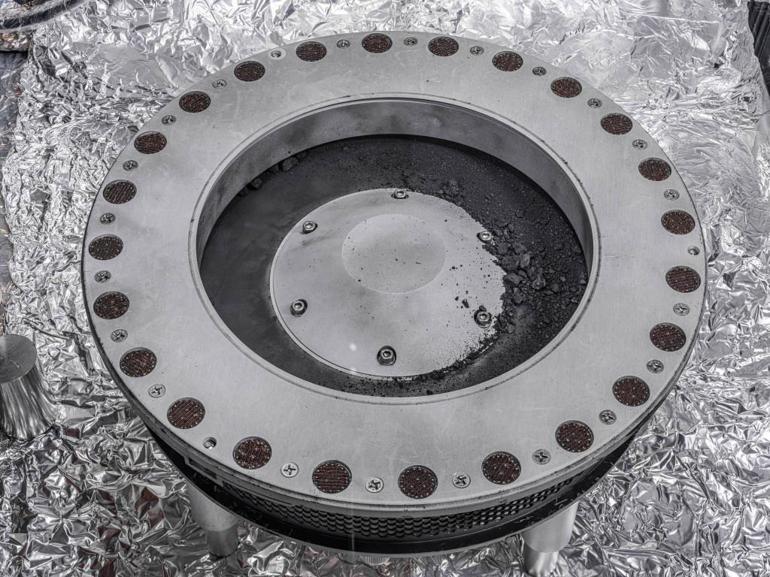 İlk bulgular açıklandı NASA, Bennu asteroidinden gelen örnekleri sergiledi