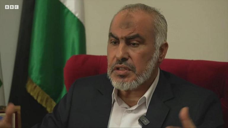 BBC muhabirinin sorusuna sinirlenen Hamas sözcüsü röportajı terk etti