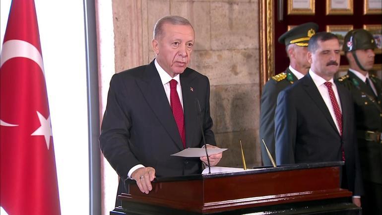 SON DAKİKA: Cumhuriyetin 100. yılı... Devlet erkanı Anıtkabirde...