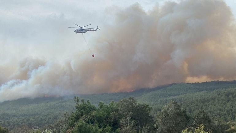Çanakkalede orman yangını: 1 köy boşaltıldı