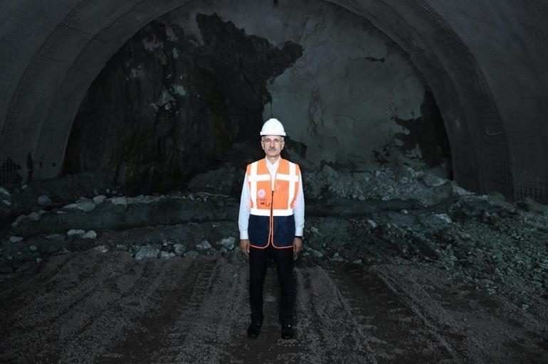 İstanbula bir tünel projesi daha Bakan Uraloğlu CNN TÜRKe konuştu