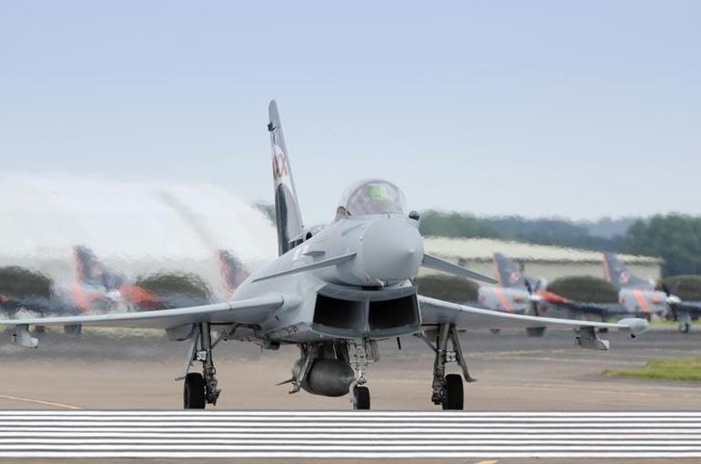 Eurofighter Typhoon savaş uçağı hangi ülkenin, özellikleri neler Eurofighter Typhoon kullanan ülkeler