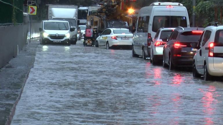 Son dakika... Meteoroloji 66 kenti uyarmıştı Kuvvetli fırtına ve sağanak etkili oluyor