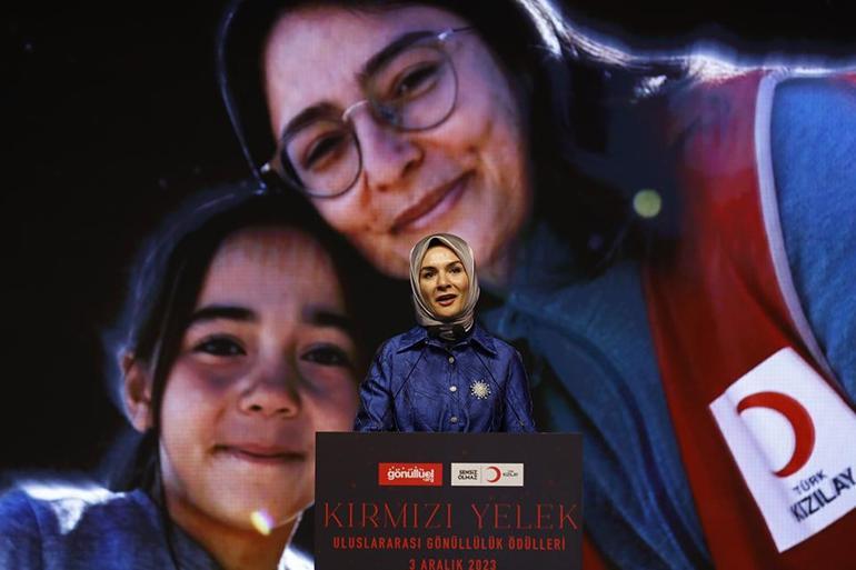 Kırmızı Yelek Uluslararası Gönüllülük Ödülleri sahiplerini buldu