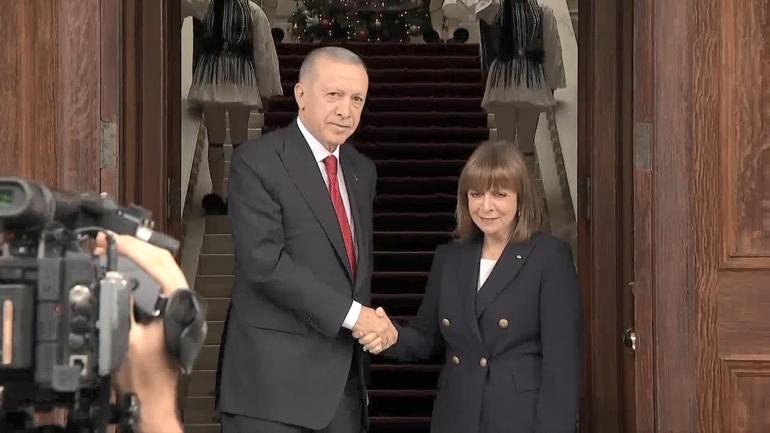 Atina’ya 6 yıl sonra kritik ziyaret: Erdoğan ve Miçotakisten açıklamalar