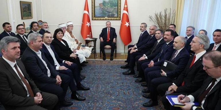 Cumhurbaşkanı Erdoğan Atina Büyükelçiliği’ni ziyaret etti