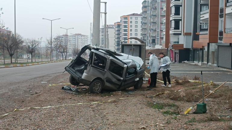 Feci kaza: Ok gibi saplandı Sürücü hayatını kaybetti