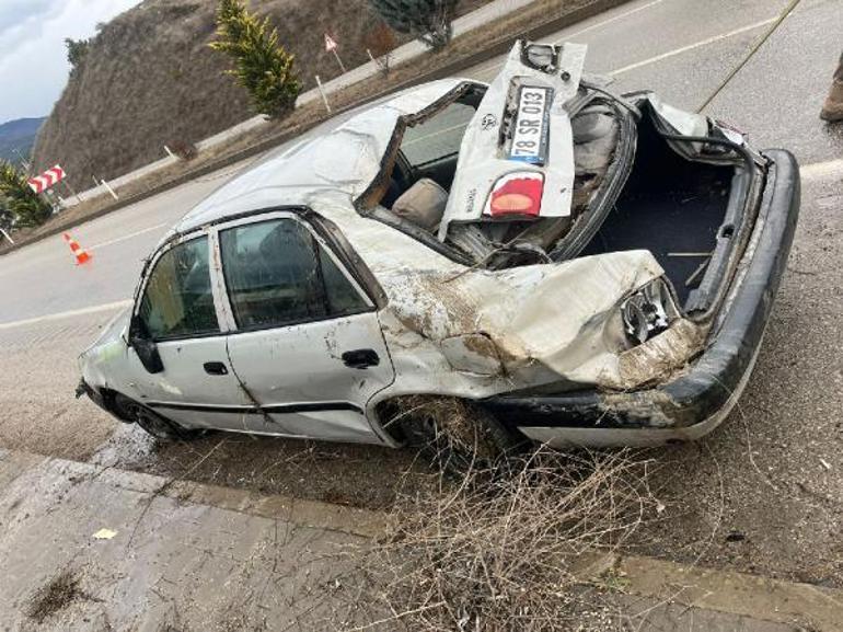 Evli çifti kaza ayırdı