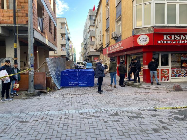 SON DAKİKA: Zeytinburnunda baltalı dehşet: 1 ölü