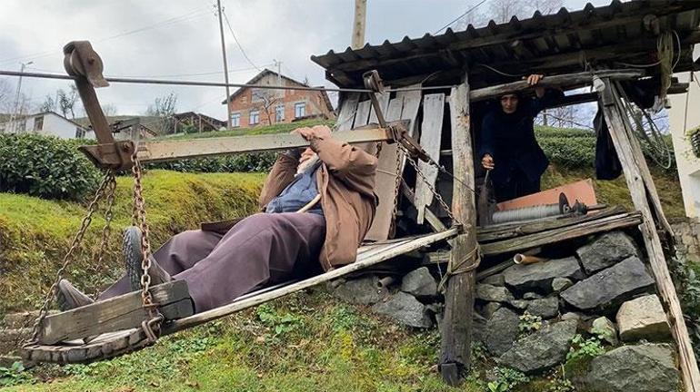 35 yıldır evine 75 metre yüksekten geçen ilkel teleferik ile ulaşıyor