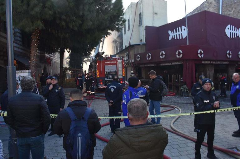 İzmir Kemeraltı Çarşısında yangın