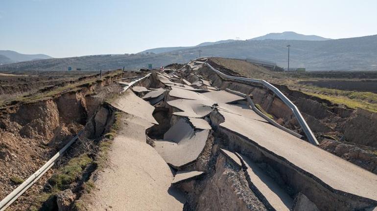 6 Şubat Kahramanmaraş depremi saat kaçta oldu Kahramanmaraş 1. ve 2. deprem saati