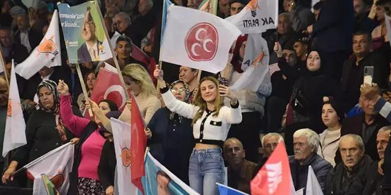 AK Parti Sözcüsü Ömer Çelikten yerel seçim mesajı