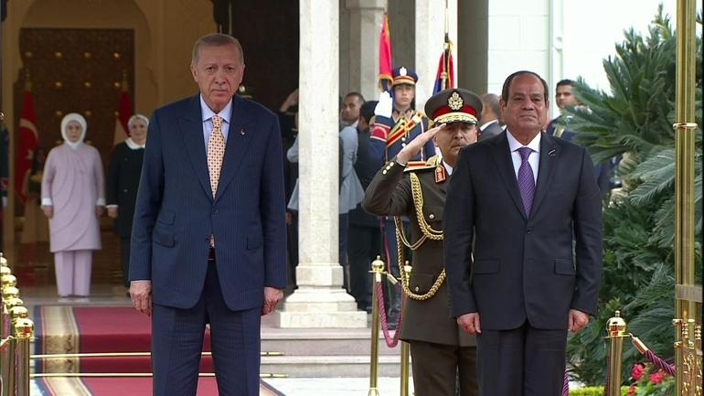 12 yıl sonra Mısır ziyareti: Erdoğan ve Sisiden açıklamalar