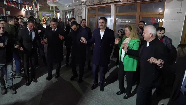 Murat Kurum Bağcılarda gençlerle bir araya geldi