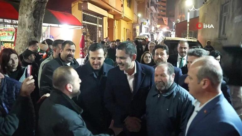 Murat Kurum Bağcılarda gençlerle bir araya geldi