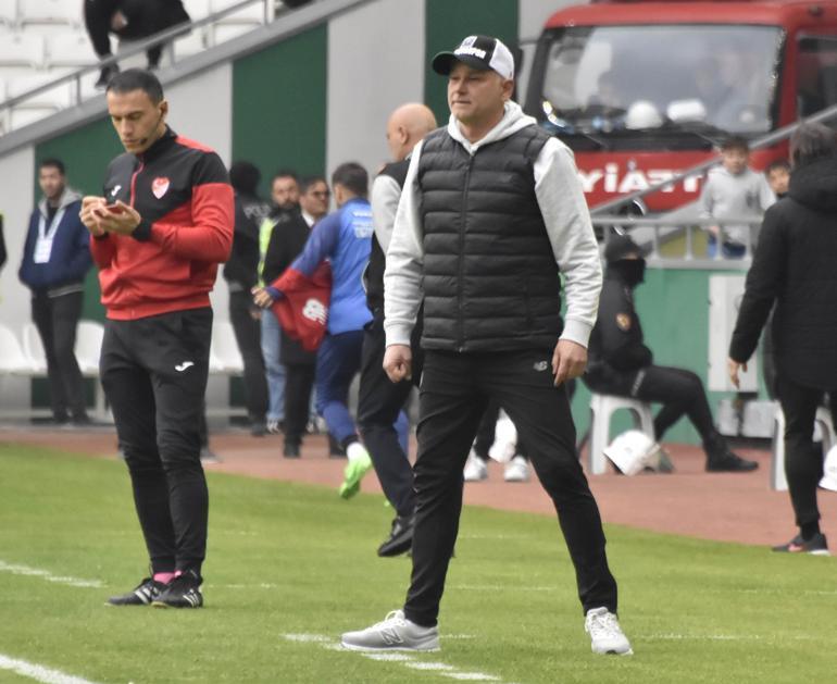 Konyaspor 2 penaltı attı; Balotelli galibiyete izin vermedi