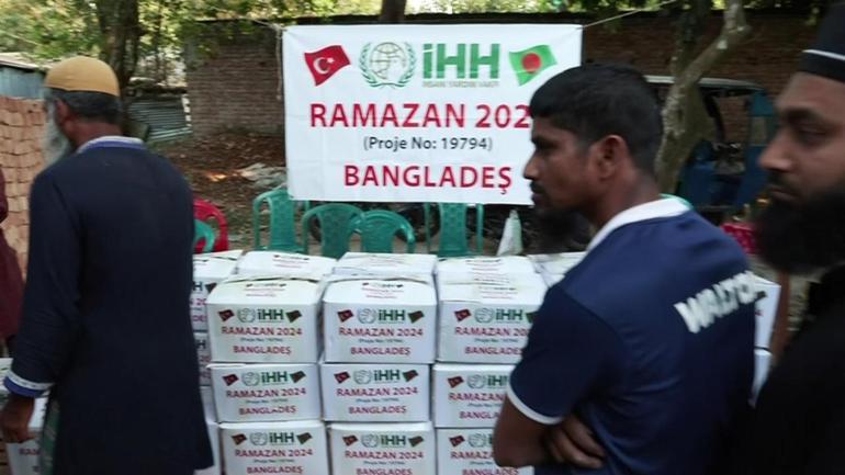 Bangladeşteki Arakanlı Müslümanlara Türkiyeden yardım eli