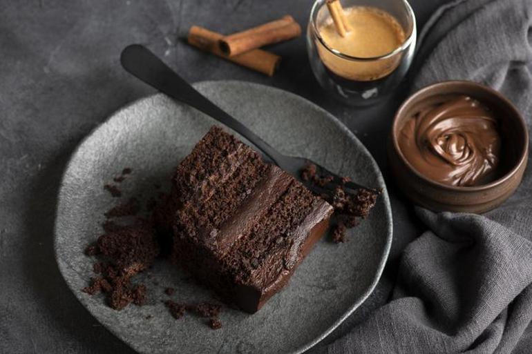 Çikolata Kek Nasıl Yapılır Evde Çikolata Kek Tarifi...