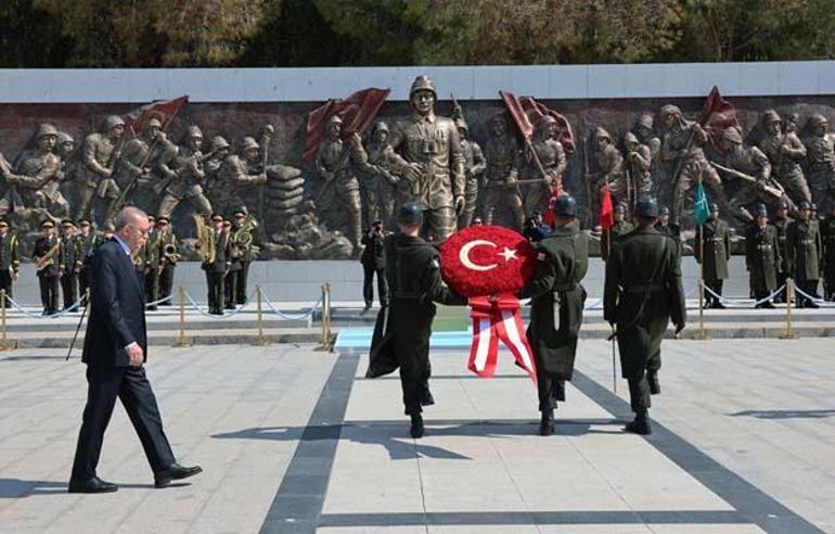 Çanakkale Destanı 109 yaşında: Erdoğan, Şehitler Abidesinde düzenlenen törene katıldı