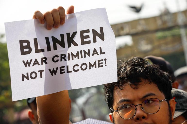 Filipinler ziyaretinde Blinkena protesto: Savaş suçlusu