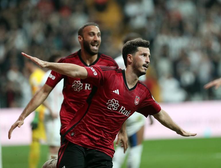 Beşiktaşta Cenk Tosun ve Salih Uçandan sözleşme itirafı