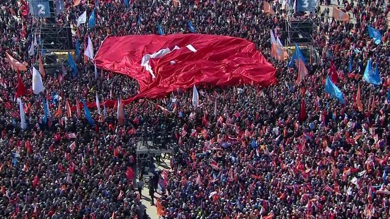 SON DAKİKA: Yeniden Büyük İstanbul Mitingi... Cumhurbaşkanı Erdoğan: CHP zulmünden kurtarmalıyız