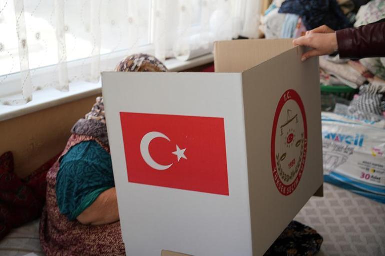 Oyunu kullandı, gözyaşları içinde devlete teşekkür etti