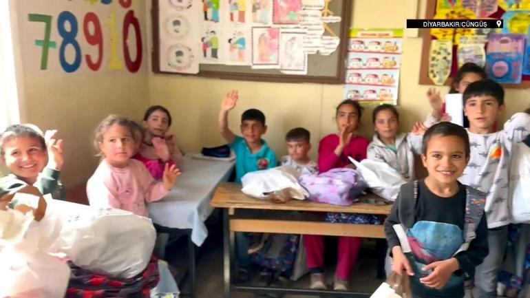 Diyarbakırdaki köy okullarına yardım: Yüzlerce çocuğun mutluluğuna ortak olundu