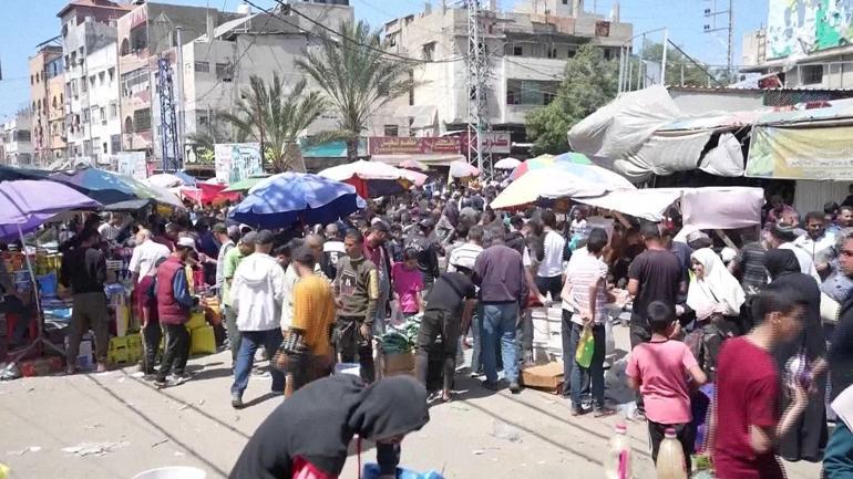 Gazzeliler savaşın gölgesinde bayrama hazırlanıyor