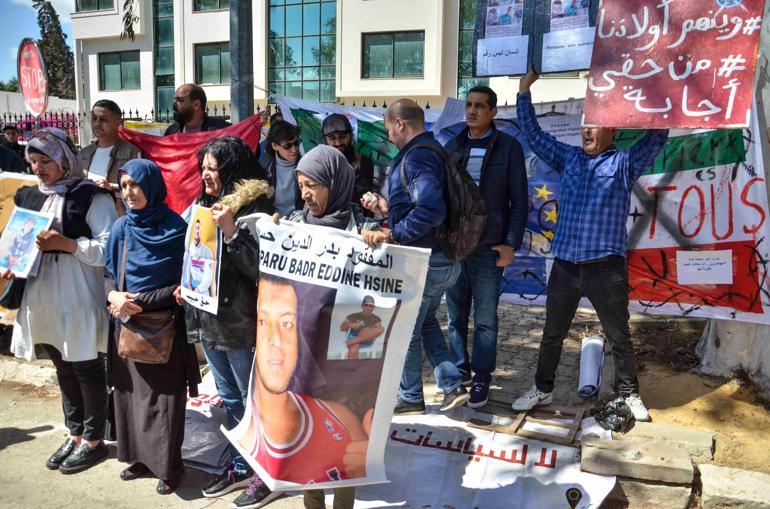 Tunusa giden İtalya Başbakanı Meloniye protesto