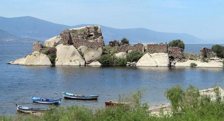 Kapıkırı Köyü: Bafa Gölü kıyısına kurulmuş şirin bir köy Muğlaya gidenler mutlaka görmeli