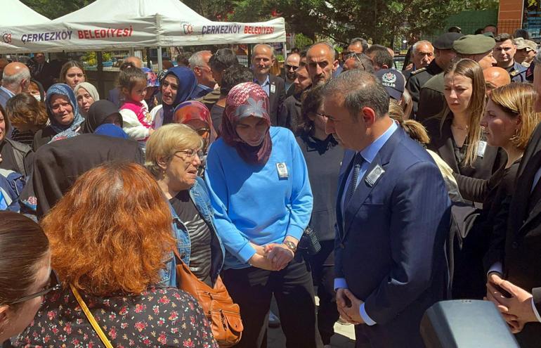 Yaşamını yitiren polis memuru törenle son yolculuğuna uğurlandı