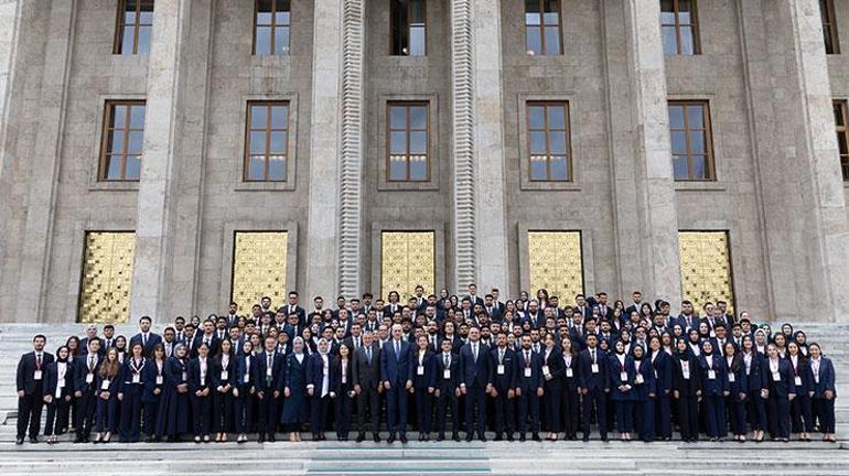 Kurtulmuştan 19 Mayıs açıklaması: Milli tarihimizin sıradan sayfalarından birisi değildir