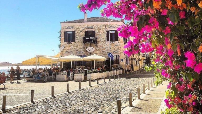 İzmirin yeni Alaçatısı: Foça Foça plajları, gezilecek yerler ve festivalleri burada