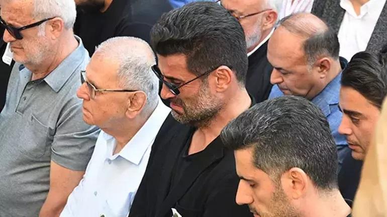 Volkan Demirel, babası Ali Naci Demireli son yolculuğuna gözyaşlarıyla uğurladı