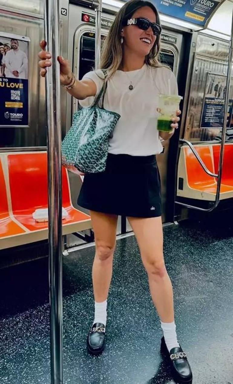 Ceyda Ateş, New York metrosunda