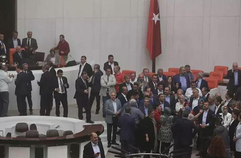 MHP Grup Başkanvekili Erkan Akçay: Devlet Bahçeli millet iradesini koruyun talimatı verdi