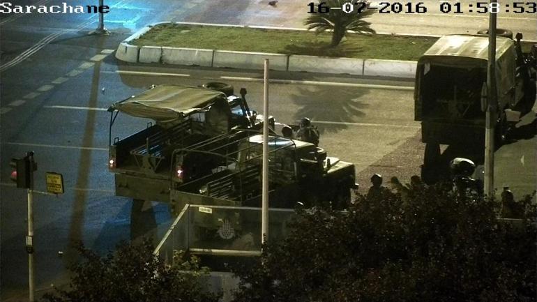 15 Temmuzda Vatan Caddesi ve Saraçhanede destansı direniş