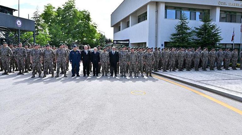 HABER... MHP Lideri Devlet Bahçeli Özel Harekat Başkanlığını ziyaret etti