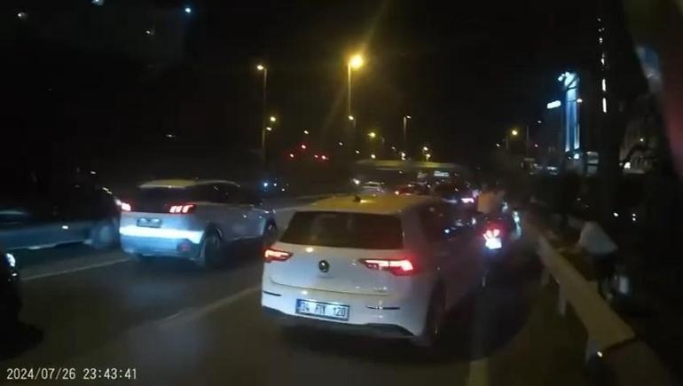 E-5te trafikte tartıştığı motosikletliyi ezmeye çalıştı | Video Haber