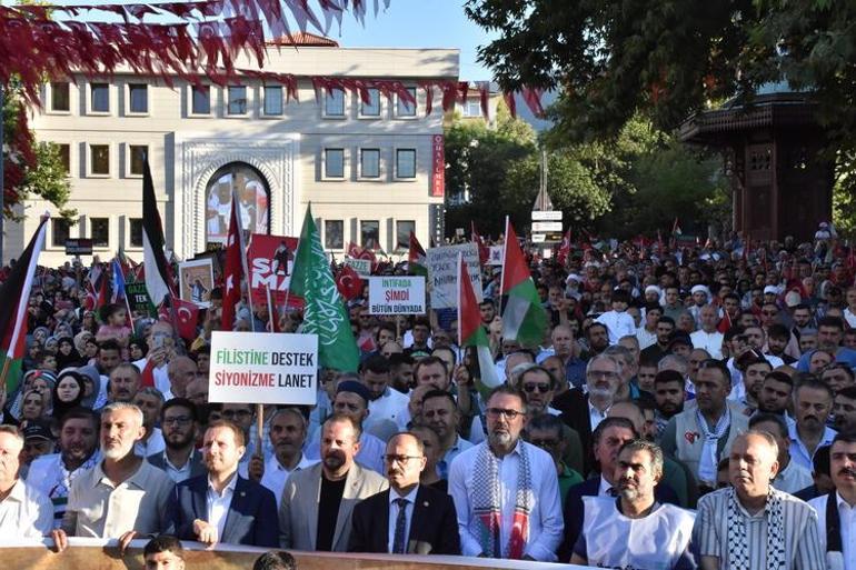 Gazze için tek yürek: Birçok ilde vatandaşlar İsmail Haniye için yürüdü