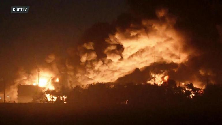 Ukrayna Rusyada petrol deposunu vurdu